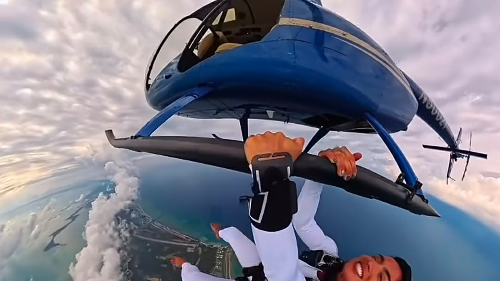 Helicopter Skydiving Bahamas & South Florida