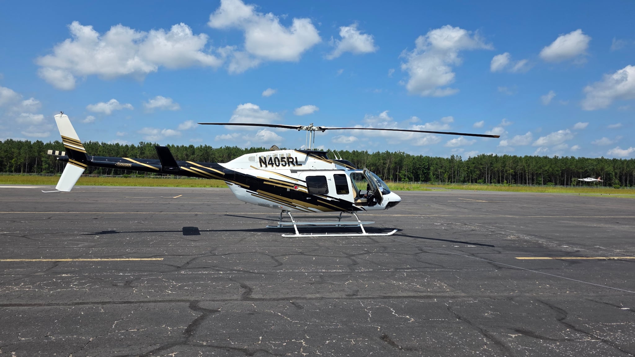 Helicopter sightseeing tour along Florida’s Gold Coast beaches and skyline